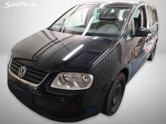 volkswagen touran 2.0 tdi, 7 míst