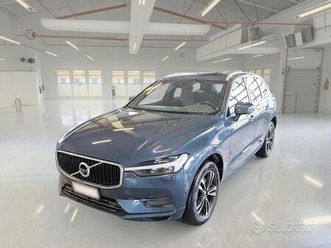 volvo xc60 b4 d awd automatico business 5 porte su