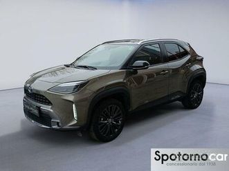 toyota yaris cross 1.5h (116 cv) e-cvt adventure