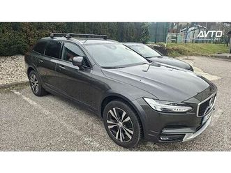 volvo v90 cross country d4 awd aut plus