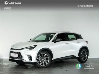 lexus lbx elegant black