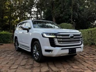 toyota land cruiser - 2021