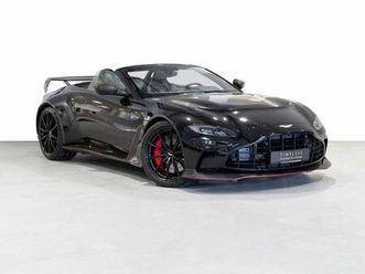 aston martin new vantage v12 roadster -onyx black-