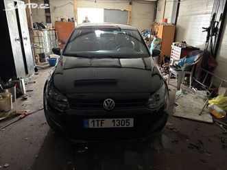 volkswagen polo 1.2i 44kw čr
