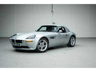 bmw z8 *faible kilométrage / full suivi bmw / accessoires