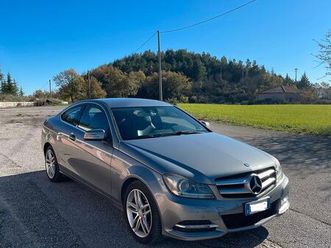 mercedes classe c220 coupé