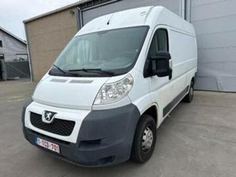 ② peugeot boxer 2,2 l — camionnettes & utilitaires — 2ememain