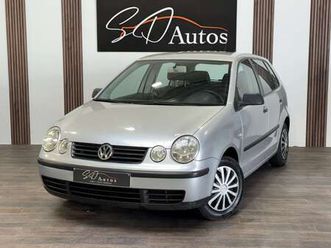 1.4i* boite automatique * carnet complet *