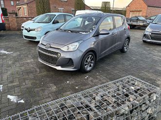 hyundai i10 i10 twist. airco navi