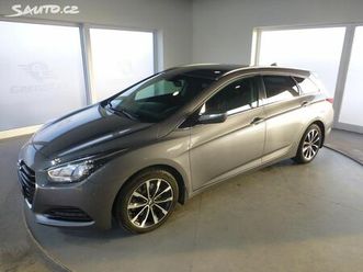 hyundai i40 1,7crdi-104kw*vyhř.s*kamera*čr
