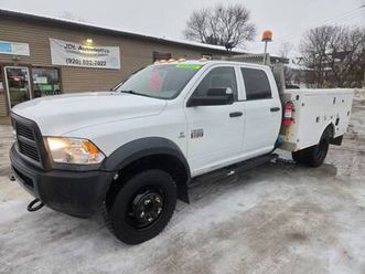 2012 ram 5500 service truck, newer diesel engine, new tires and brakes