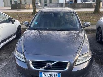 volvo v 50