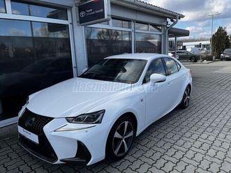 lexus is 300h f sport plus cvt minősített használt garanciával! télikerék szettel!
