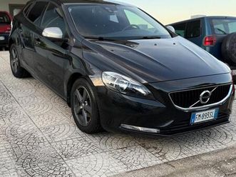 volvo v40 d2 inscription