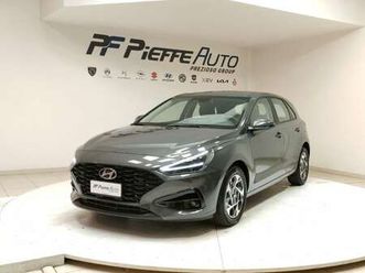 5dr pe 1.0t 100cv dct 48v business