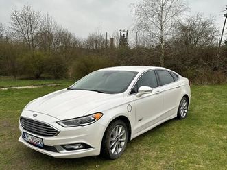 ford fusion plug in hybrid 2017