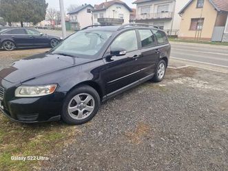 volvo v50 1,6 d alu felge • zimske gume• reg do 3/2027, 2010 god.