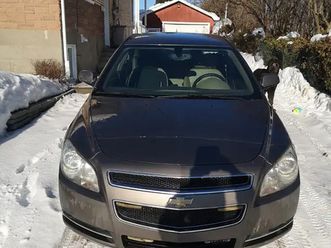 malibu platinum bas kilometrage / super état 88 500 km