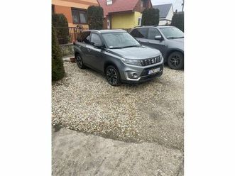 suzuki vitara 1.4 hybrid glx 4wd vonóhorgos hölgy tulajdonos