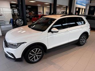 volkswagen tiguan life ahk , navi ,pdc, kamera