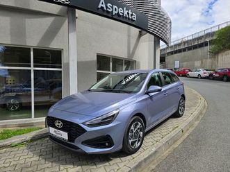 hyundai i30 1,5 i comfort, serv.kn., 1.maj.