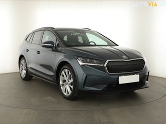 skoda enyaq iv 60 62 kwh, klima, adaptivní tempomat za 23 100 €