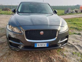jaguar f-pace 300cv