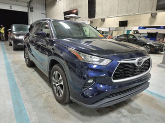 toyota highlander xle* шибидах* подгрев* задна камера*