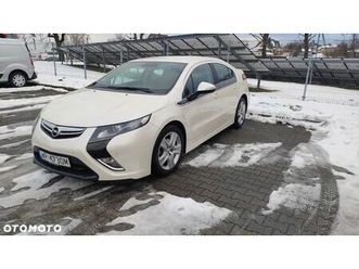 opel ampera standard