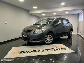 toyota auris 1.4 d-4d sol