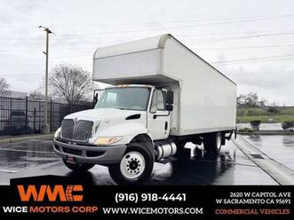 2019 international 4300 26ft box truck with lift gate