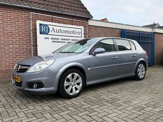 opel signum - 2.2-16v executive automaat/nap/nieuwe ketting