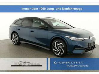 kombi pro s 210 kw tourer black style, hud, ahk...