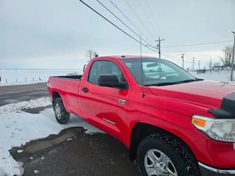 2015 toyota tundra sr5 5.7 litre non smoker 4x4
