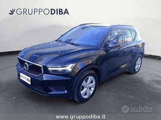 volvo xc40 benzina 1.5 t2 momentum pro my21