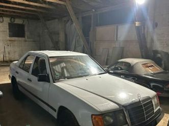 mercedes-benz mercedes 260 e limousine w124 oldtimer 1. ...