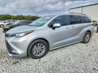 toyota sienna 2.5l xle ≫ 2021 • 28 999 eur • id