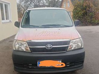 toyota hi ace 2,5 d-d4 120 4wd transporter / kastenwagen