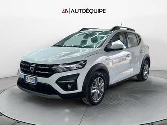 dacia sandero stepway 1.0 tce 100 cv eco-g comfort del 2023 usata a roma