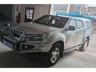 2014 isuzu kb 300 d-teq lx standard 4x4 double-cab (diesel, manu