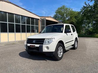 mitsubishi pajero 3200d