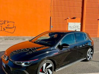 volksvagen golf 8 gti - matrix - dcc - head-up