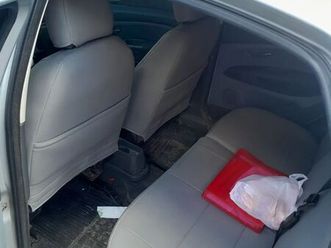 fiat linea essence dualogic 1.8 flex 16v 4p 2013