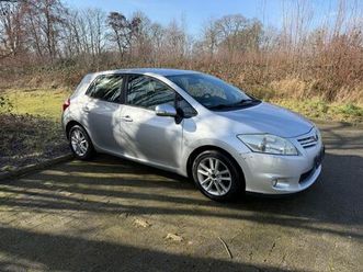 toyota auris life**automatik**klima**