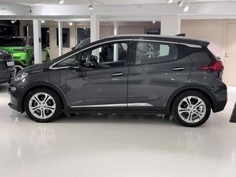 se pris! lav km / full historikk / garanti / 520 wltp!!