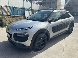citroen c4 cactus 1.2 benzina 80cv anno 2015