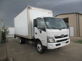 2019 hino truck box 195