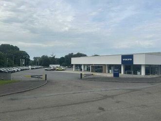 2.0 b3 mhev plus dark dct auto euro 6 (start/stop) 5dr