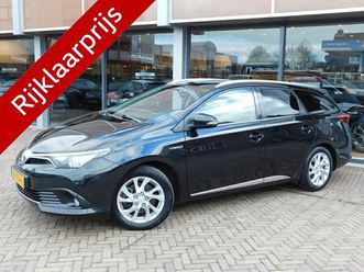 toyota auris touring sports - 1.8 hybrid trend | trekhaak