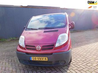 nissan primastar - 145.29 2.5 dci 350l dc deze auto is ingericht voor invalide vervoer ener ook voor gekeurdm